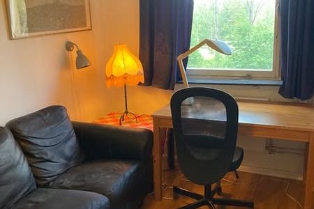Möblerat rum nära Södertörn 4200:-/mån