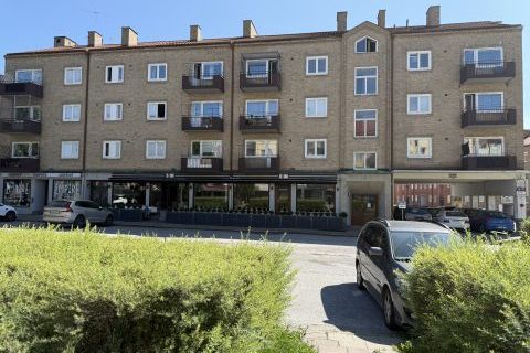 Ljus 2:a med toppläge vid Bromsplan