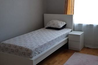 Möblerat rum nära Arlanda – 4500 kr/mån