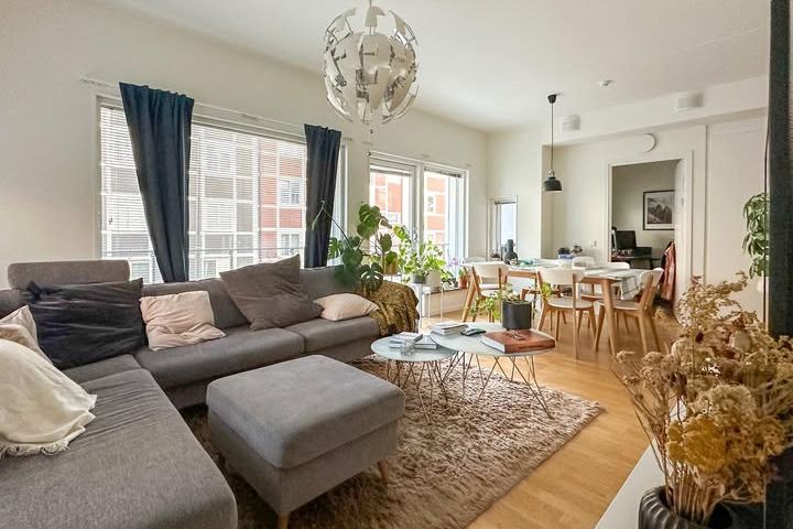 Ljus 3:a med balkong i Gröndal