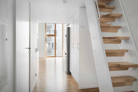 Modern 1:a med loft i Rosendal