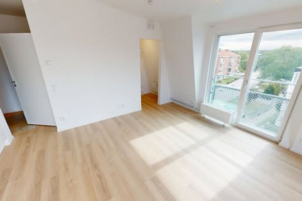 Rabatterad 1 rok uthyres i Vallentuna
