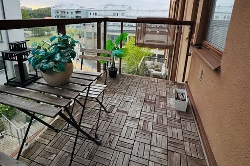 Modern 2:a med stor balkong i Sundbyberg