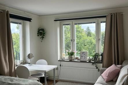 Möblerat korridorsrum vid Triangeln