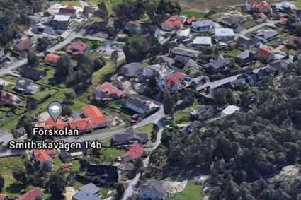 Fräsch etta med uteplats i Näset