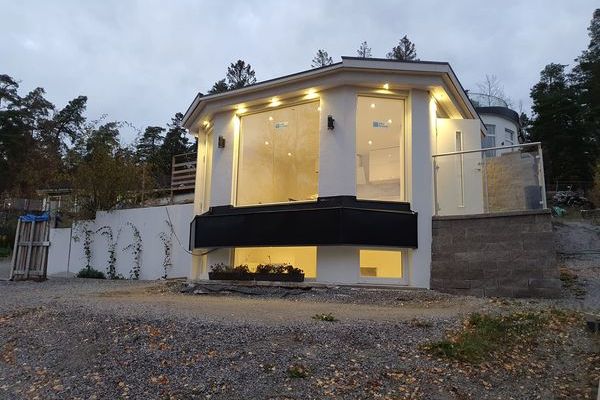 Exklusiv mini villa på Ekerö nära sjö