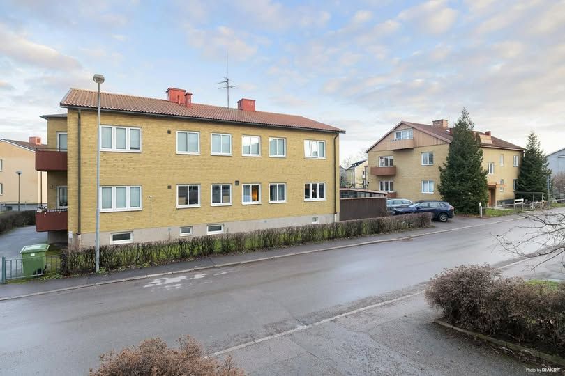 2 rok med balkong i Tannefors – omg.