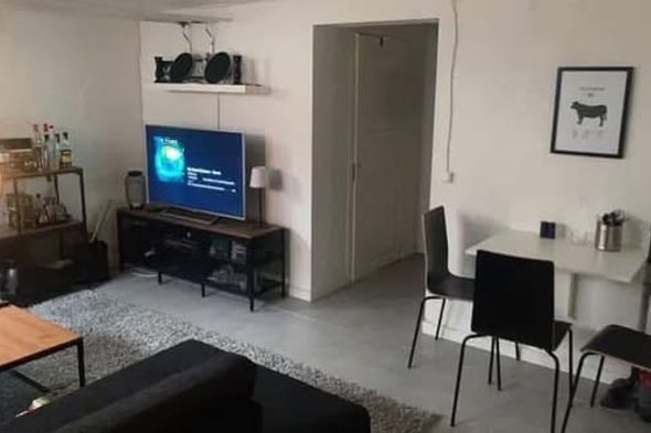 Rymlig 2:a med parkering i Halmstad