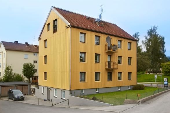 Ljus och rymlig 2:a med balkong