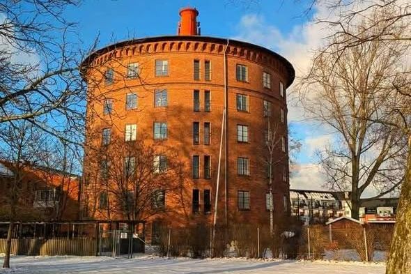 Möblerad 2:a med parkering i Kirseberg