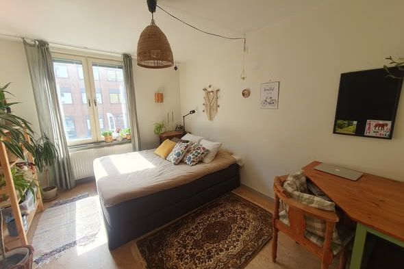 Möblerad studentetta i Gårda