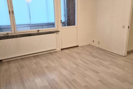 Tvåa med inglasad balkong i Malmö