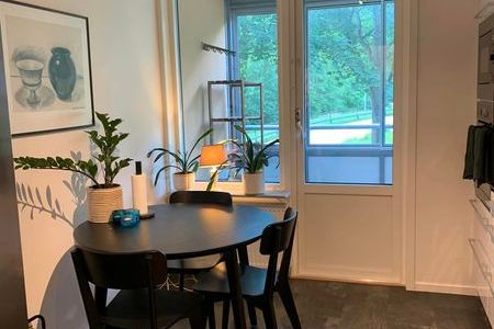 Möblerad 2:a i Danderyd med balkong