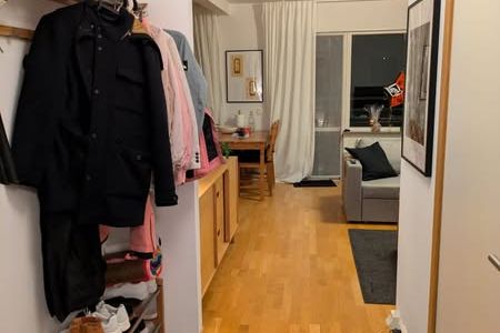 Möblerad 2:a med balkong nära LTH