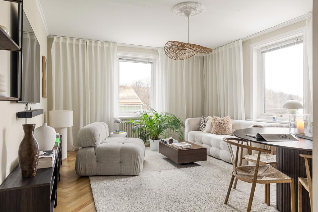 Apartment in Ale