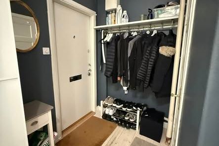 Charmig 1:a i Enskede nära T-bana