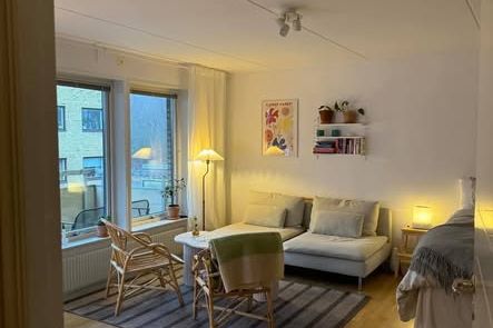 Mysig 1a med balkong på Byttorp
