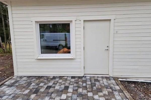 Charmig minivilla i Sollentuna – nära allt!