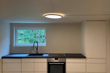 Modern tvåa i Solna – inflytt 1 juli