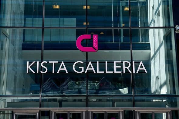 Fullt möblerad 4:a i Kista nära Galleria