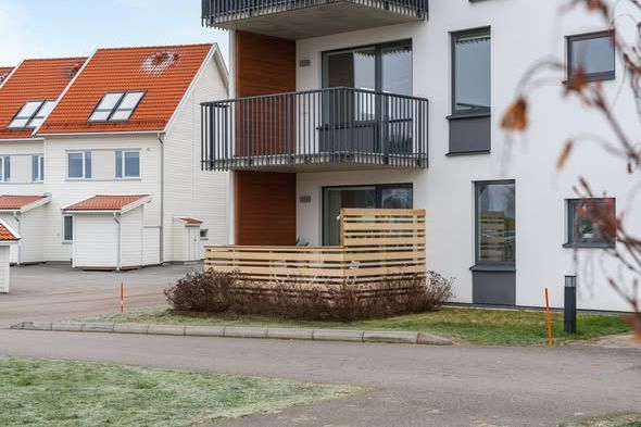 Olofsgatan 15, Örebro