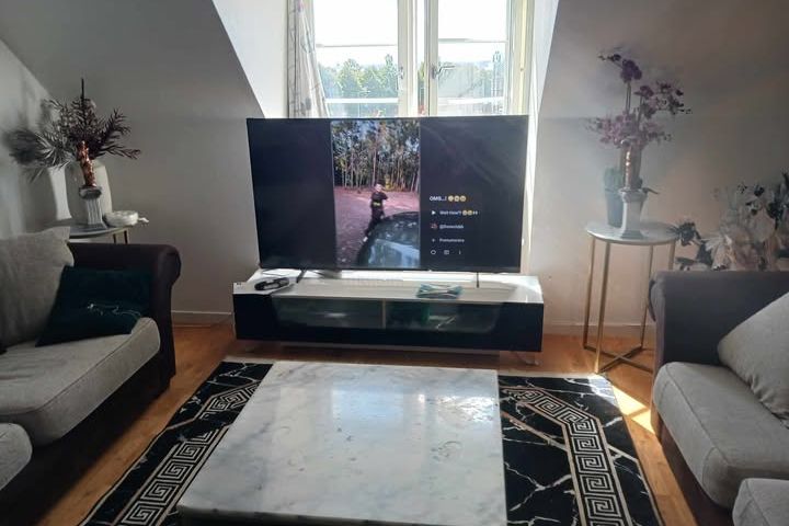 Möblerad 1:a i centrala Malmö uthyres 恒一