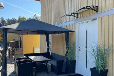 2-plans parhus uthyres i Kästa, Huddinge