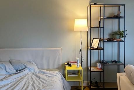Room with Balcony Near Metro in Hägerstensåsen