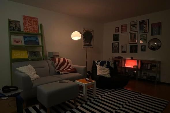 Stort rum i mysig 4:a nära Möllan