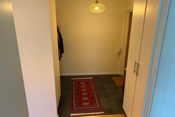 2:a med balkong & garage i Annedal