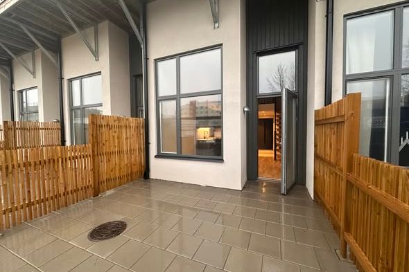 Lyxig 1 rok med loft & altan i Halmstad