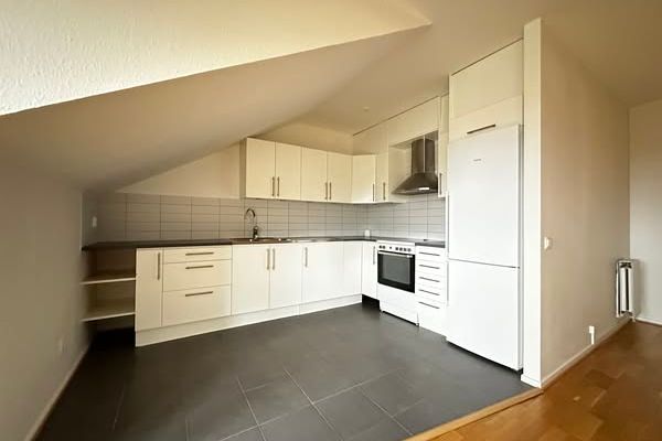 Ljus 2:a med charmigt snedtak i Helsingborg