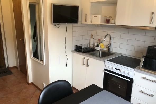 Fräsch 1:a med förstahandskontrakt