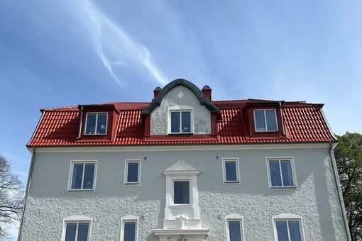 Charmig vindslägenhet med balkong