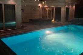 Fullutrustad 2:a i Segeltorp med pool