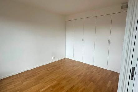 3 rok 75 kvm nära centrum – hiss