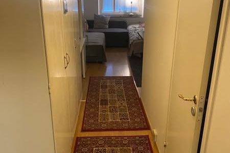 Möblerad 1:a med egen ingång i Haninge