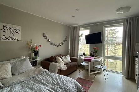 Möblerad etta nära universitetet i Umeå