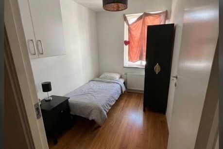 Rum uthyres i Råcksta – allt ingår