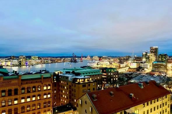 Tvåa med havsutsikt & takspa