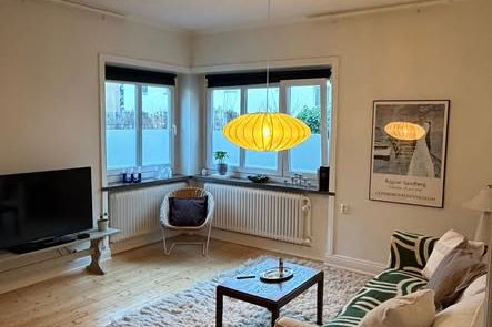 Möblerad 1:a i Torpa nära universitet