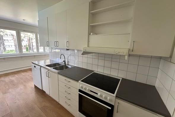 3 rok i Västerås – förstahandskontrakt