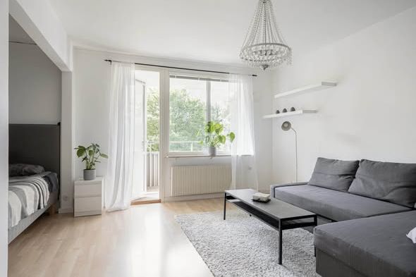 Stor 1a med balkong nära LTH i Lund