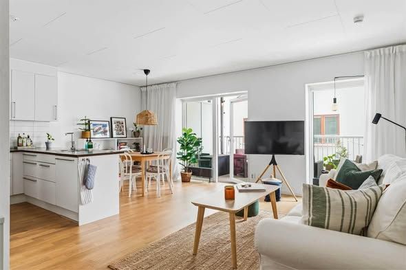 Modern 2:a med balkong i Kvillebäcken
