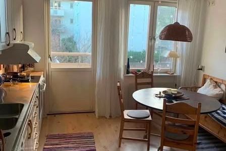 Rum i Haga – 4000 kr & balkong
