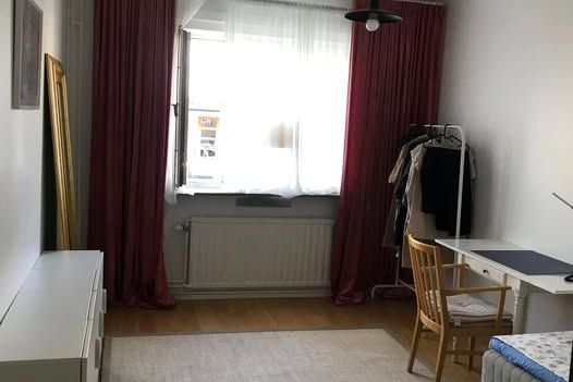 Möblerat rum för kvinna i lugna Västertorp