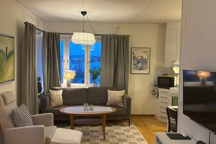 Möblerad 1:a vid Ekonomikum, 37 m²