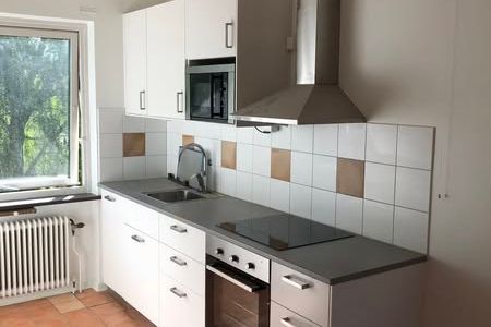 Ljus 1:a i Mörarp med renoverad interiör
