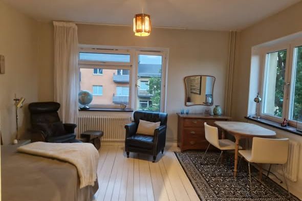 Möblerad etta i soliga Lunden, Göteborg